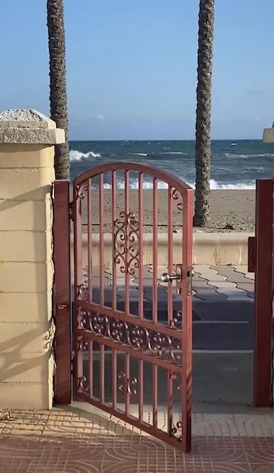 La Margarita Beach Apartment, Club Tropicana Ροκέτας ντε Μαρ 0*,