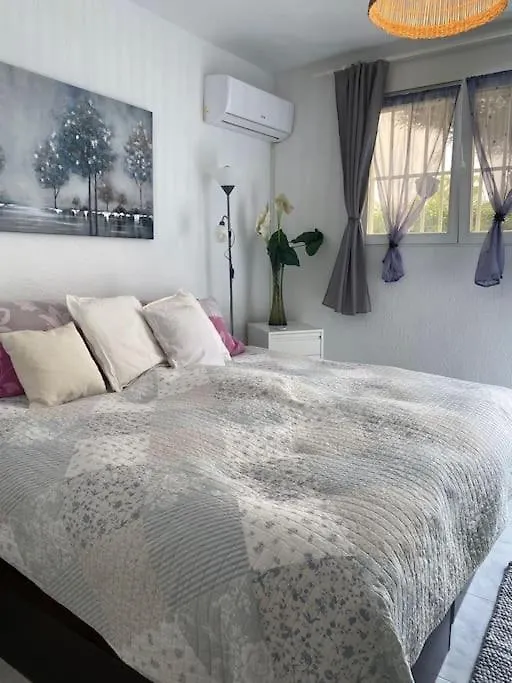 La Margarita Beach Apartment, Club Tropicana Ροκέτας ντε Μαρ